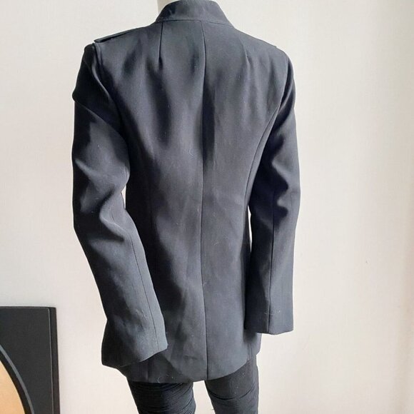 ITEM Lookbook Black Unique Asymmetrical Closure  Fitted Blazer 2/4 - Picture 7 of 8